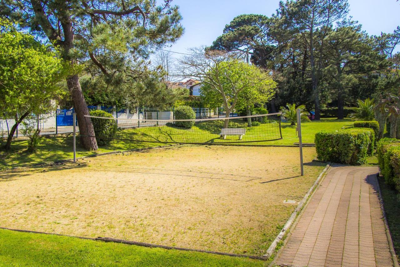 Village Vacances Azureva Anglet Bagian luar foto