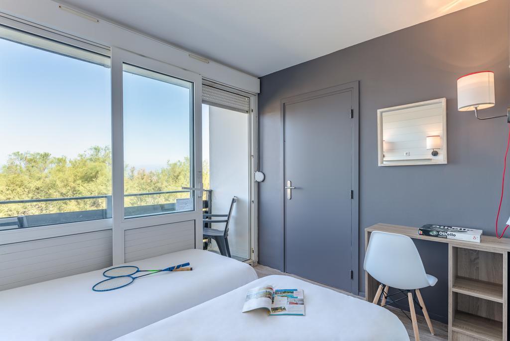 Village Vacances Azureva Anglet Bagian luar foto