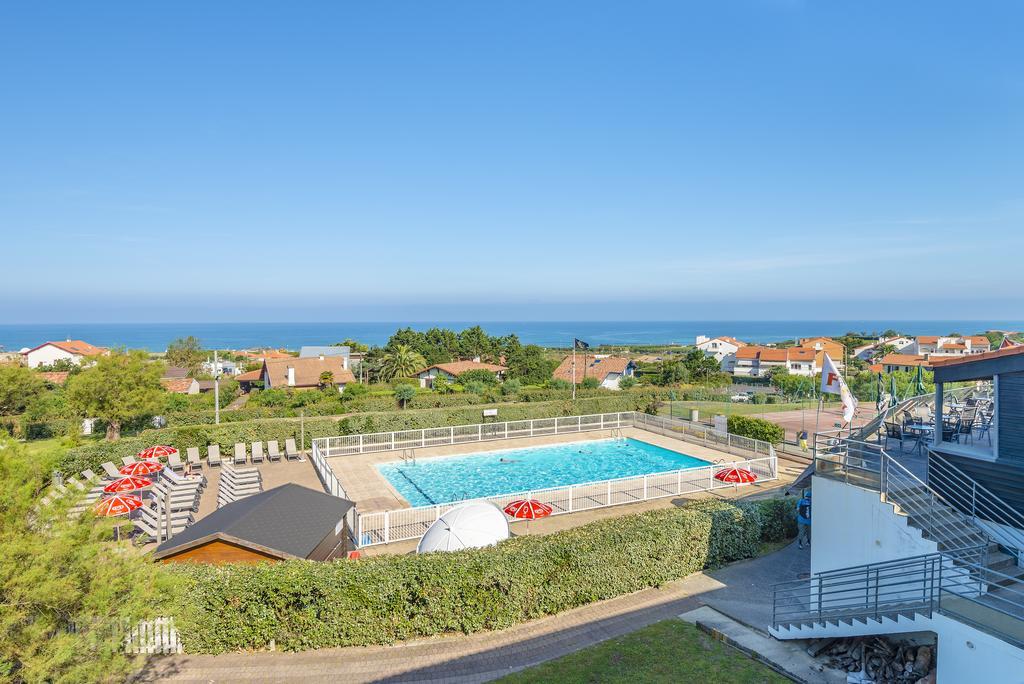 Village Vacances Azureva Anglet Bagian luar foto