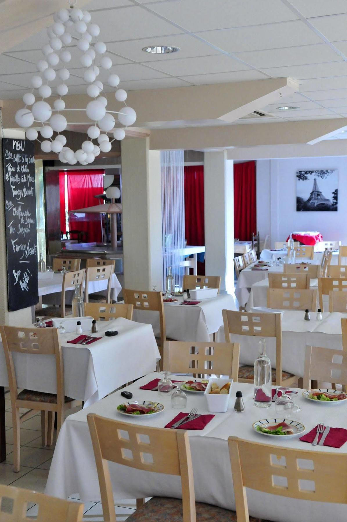 Village Vacances Azureva Anglet Bagian luar foto