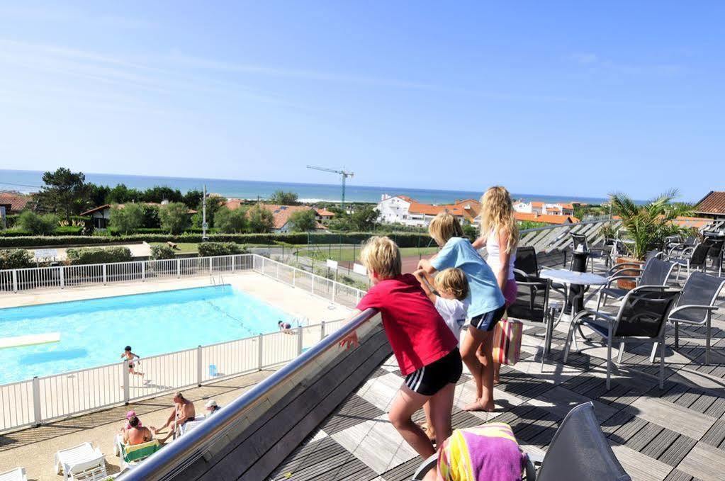 Village Vacances Azureva Anglet Bagian luar foto
