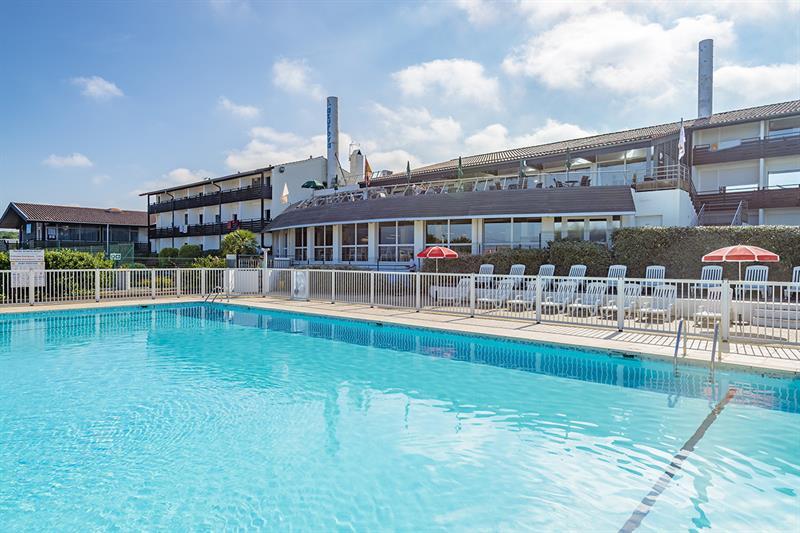 Village Vacances Azureva Anglet Bagian luar foto